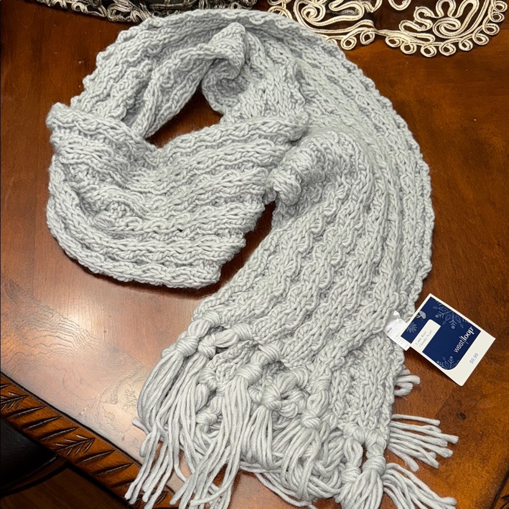 West Loop Gray Knit Scarf